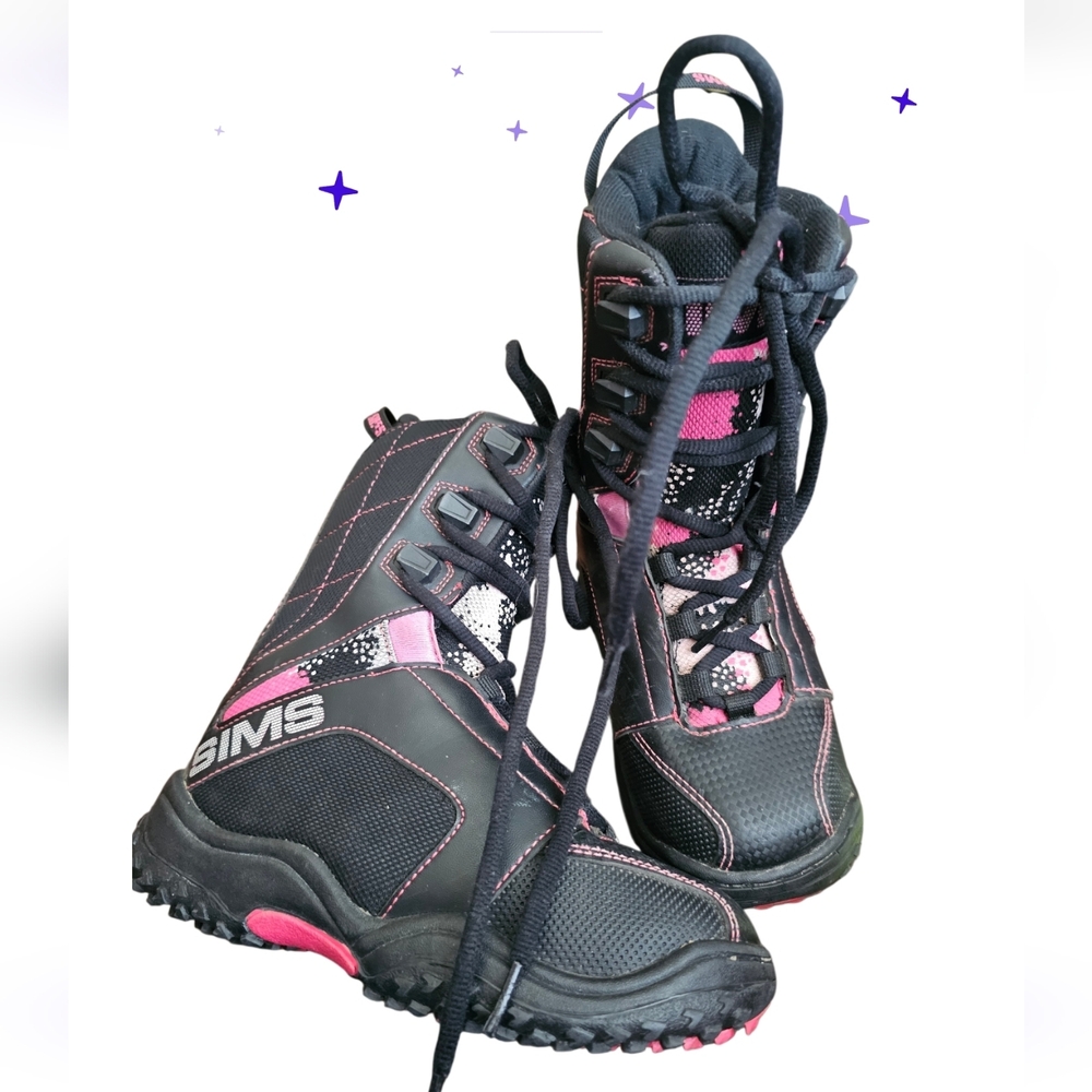 SIMS Black and Pink Snow Boots